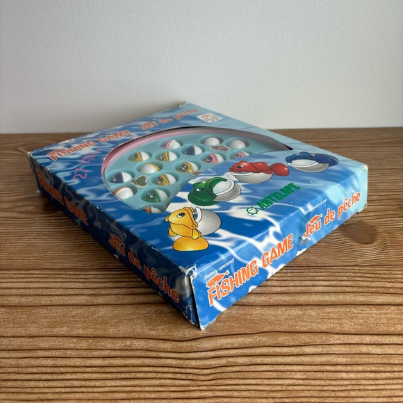Vintage Antelope Enterprises Fishing Game - Picture 2 of 9